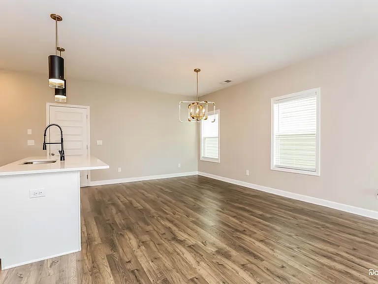 2725 Eldin Creek Dr — Photo 7