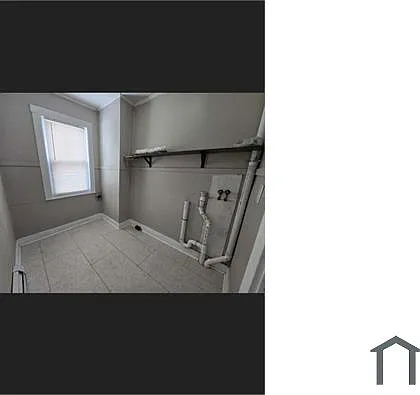3 bed, 3370 sqft, $2,500 — Photo 3
