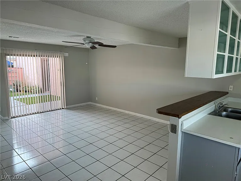 2158 E Desert Inn Rd — Photo 6
