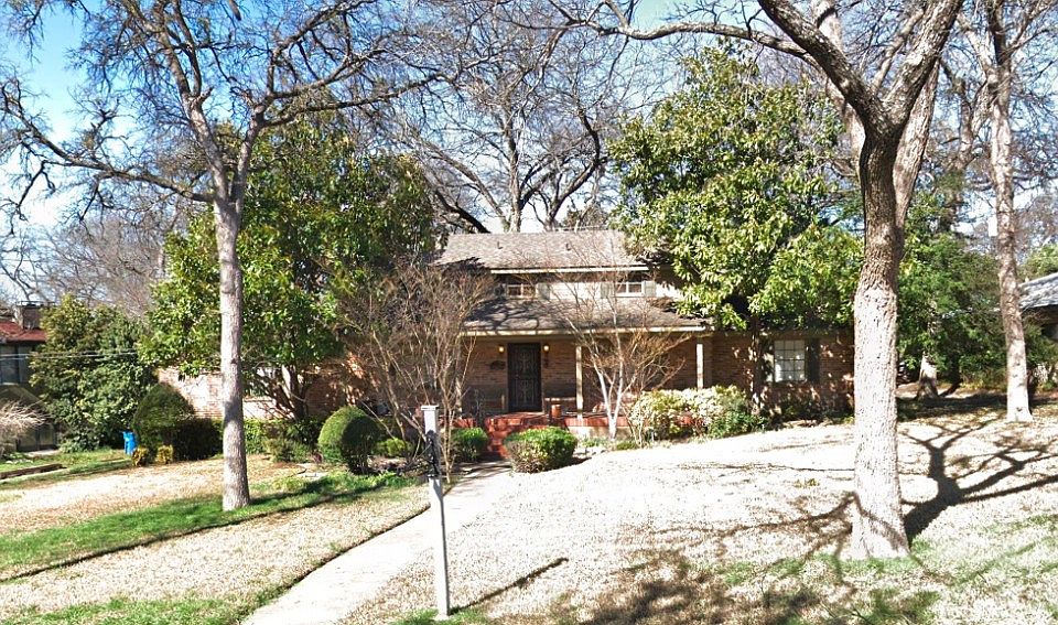 1st image of 10019 Woodridge Dr