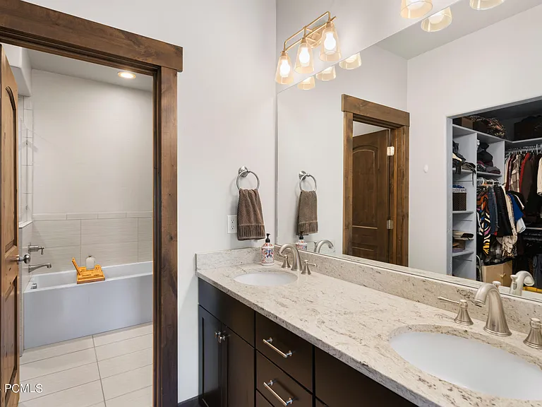 1220 W Wintercress Trl — Photo 27