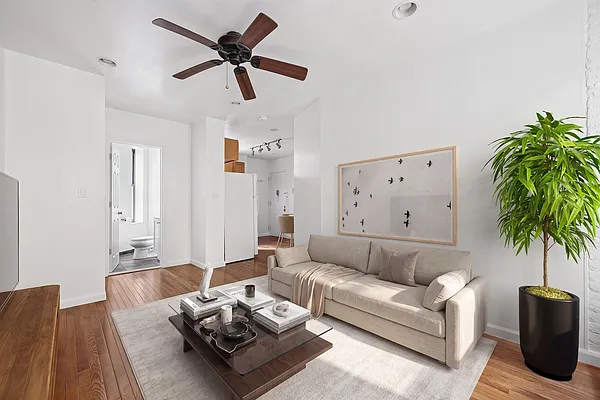 Living room, photo 6