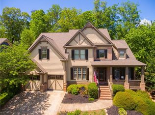 736 Crescent Cir, Canton, GA 30115