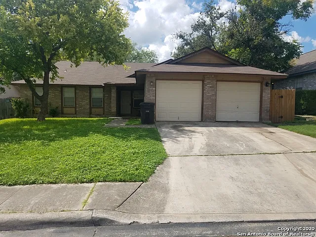 5311 Ashbury Dr — Photo 2