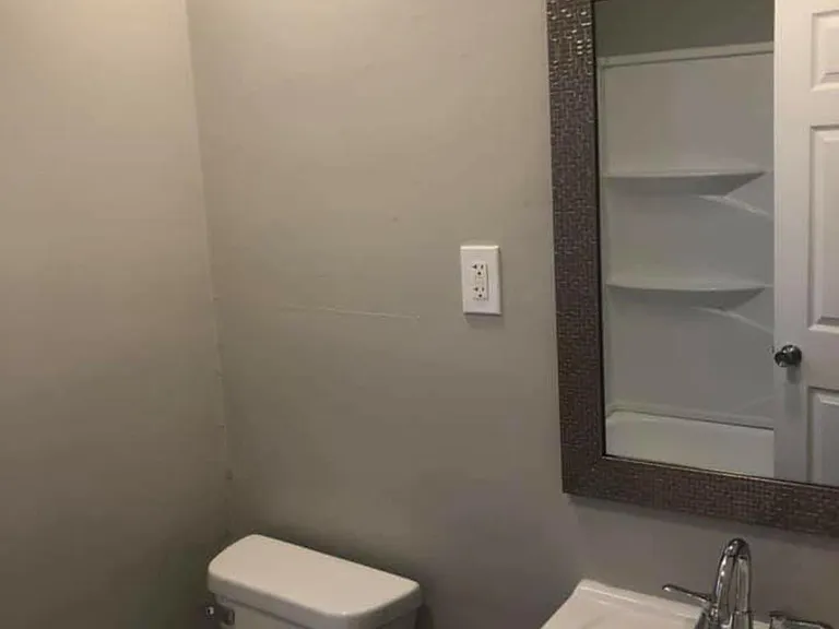 3003 S 42nd St — Photo 11