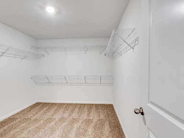 117 Fairfax Ln — Photo 23