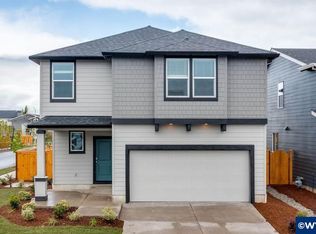 2763 Chickadee Ln, Woodburn, OR 97071