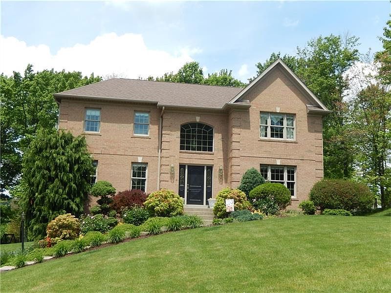 1st image of 304 Marigold Dr