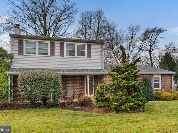 338 E 3rd St, Lansdale, PA 19446