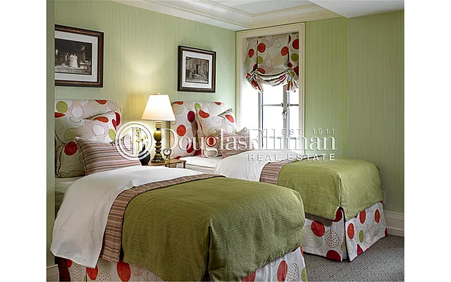 Sold by Douglas Elliman | media 17