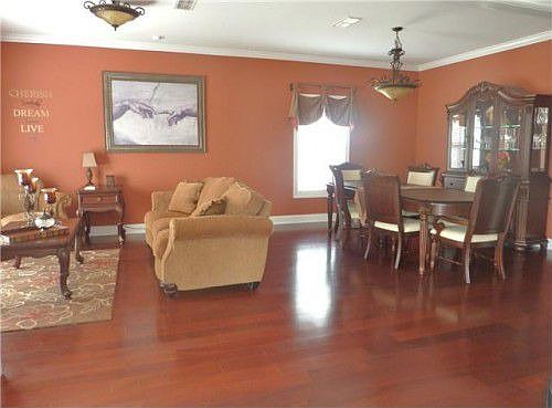 4th image of 2703 James Edmon Ct