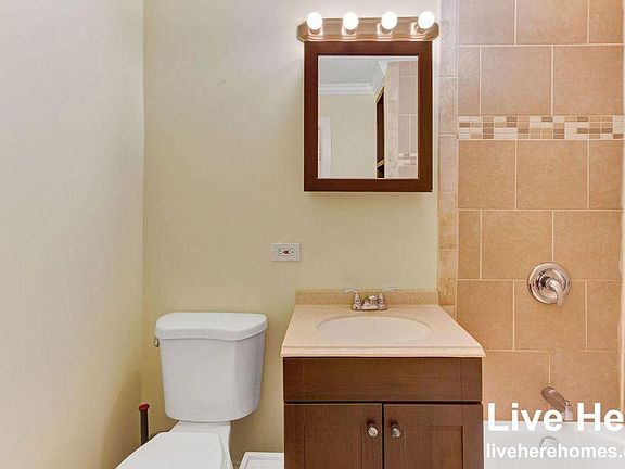 5th image of 3442 S Emerald Ave #1F