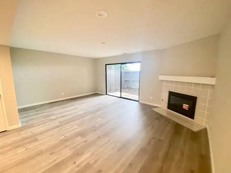 6341 Joaquin Murieta Ave #B — Photo 10