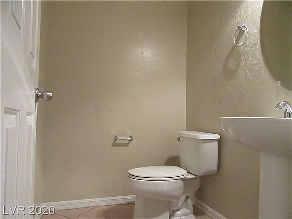 5th image of 4121 Galapagos Ave