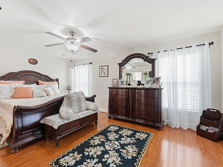 5923 NW Brianna Ct — Photo 20