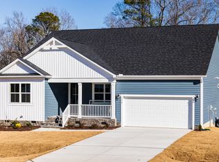 398 Fast Pitch Ln, Four Oaks, NC 27524