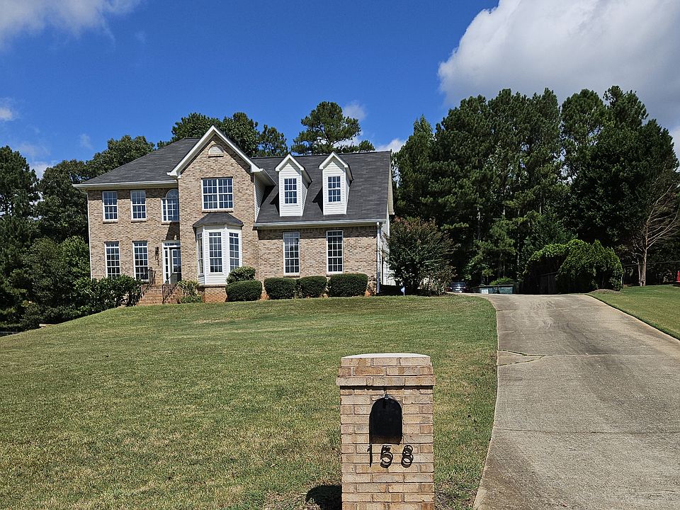 Welcome to 158 Stratmore PL