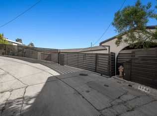8744 Skyline Dr, Los Angeles, CA 90046