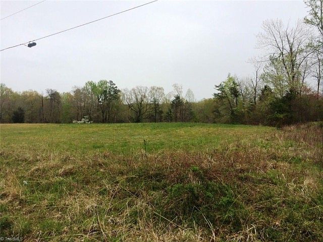 2nd image of 1533 Rock Creek Dairy Rd