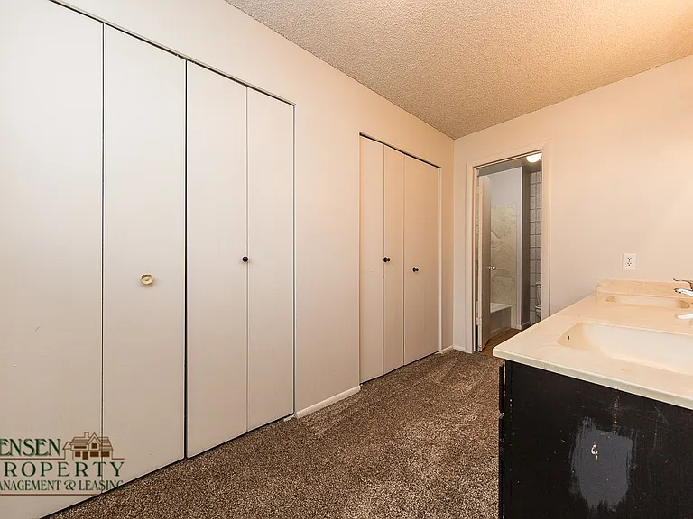 781 N Valley View Dr #44 — Photo 20