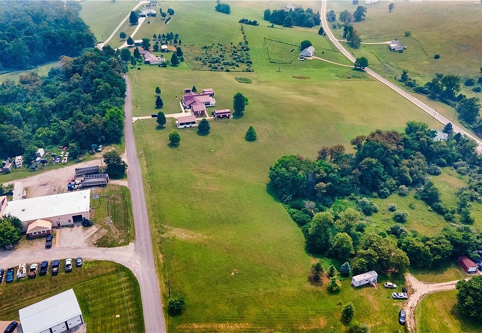 2nd image of 273 Old Steubenville Pike