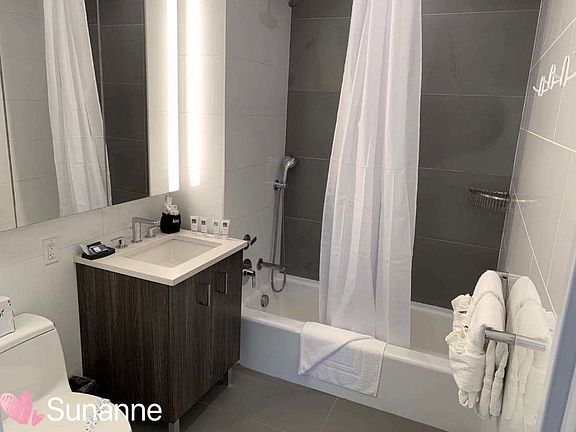 3rd image of 42 W 33rd St APT 20C