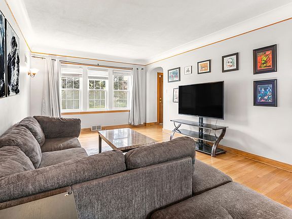 4th image of 6601 W Schorsch St