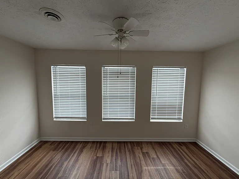 Commonwealth Senior Living at Radford — Photo 5