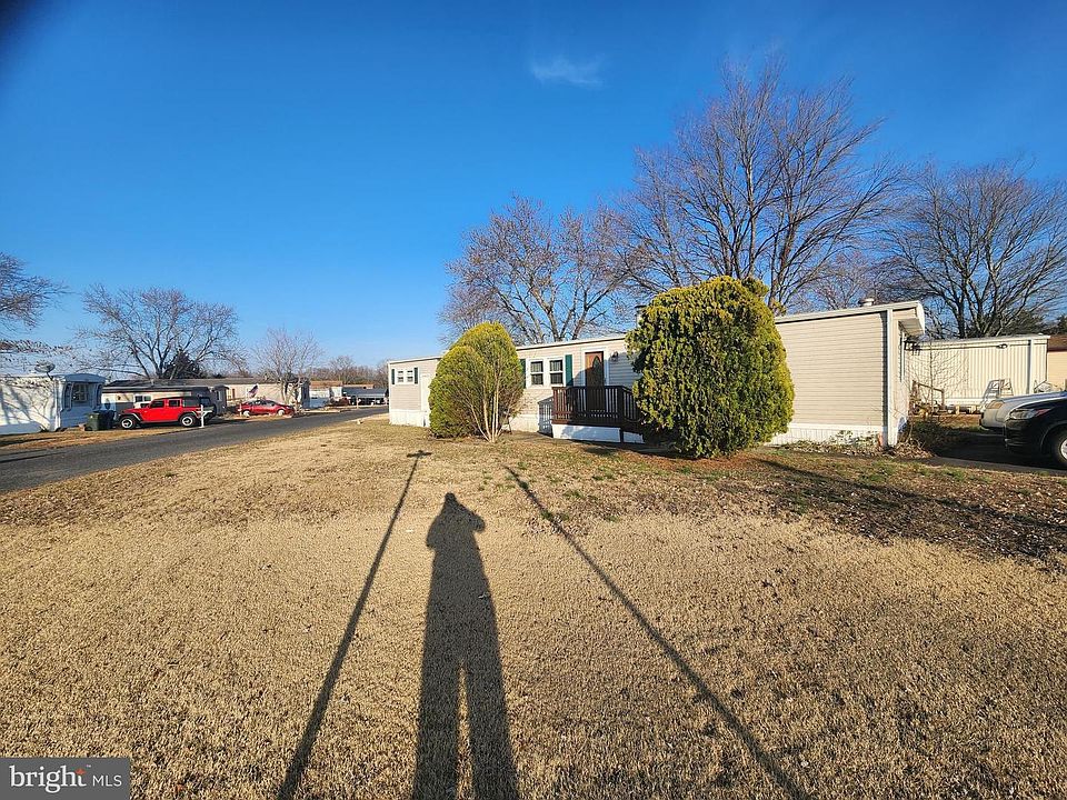 1st image of 302 Arizona Ave