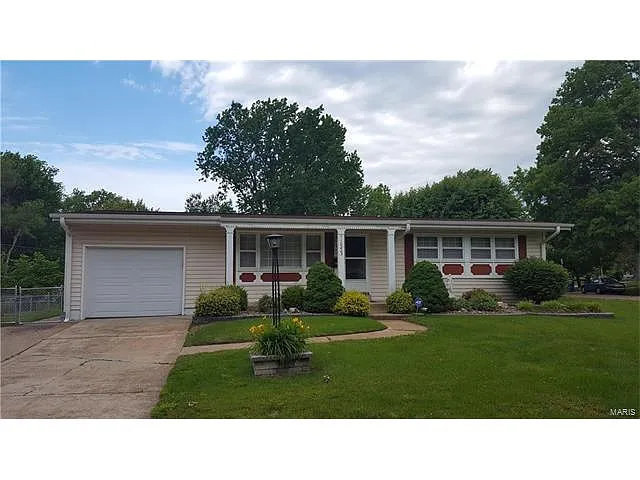 10223 Varnum Dr photo 1
