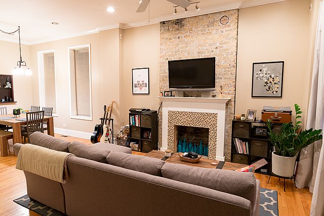 1st image of 2416 W McLean Ave