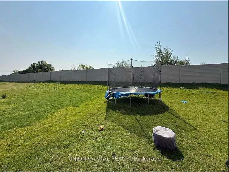 1378 Davis Loop N — Photo 24