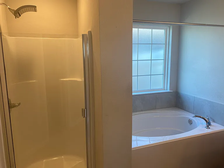 2060 Dade Loop — Photo 10