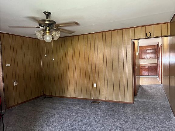 3rd image of 4530 Byesville Blvd