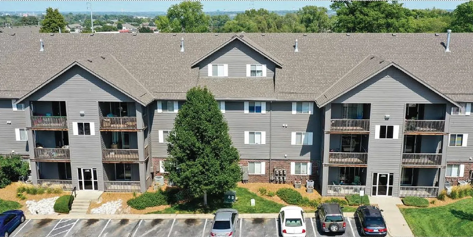 Southfield Apartments — Photo 3