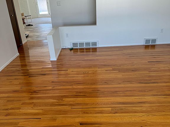 3rd image of 35283 Eden Park Dr