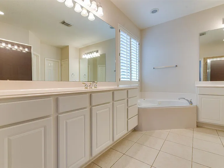 4019 Angel Springs Dr — Photo 25