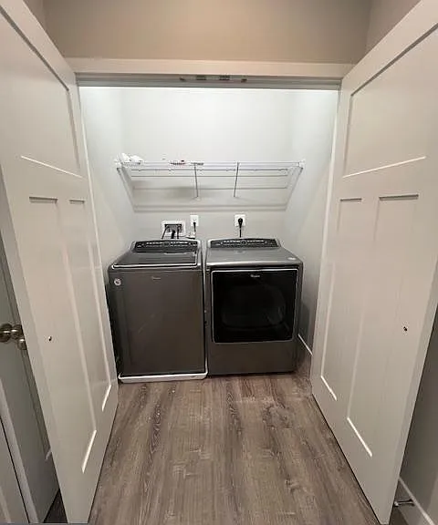 8931 Frederick Ave — Photo 10