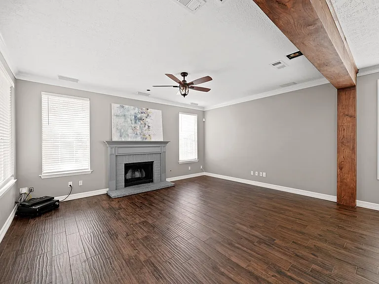 1207 Wildewood Ct — Photo 14