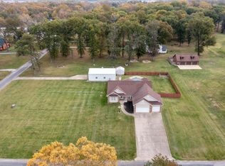 94 Shirlwin Dr, Granite City, IL