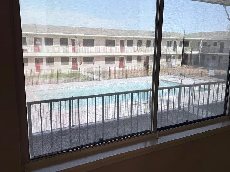 Ricks Apartments — Photo 20