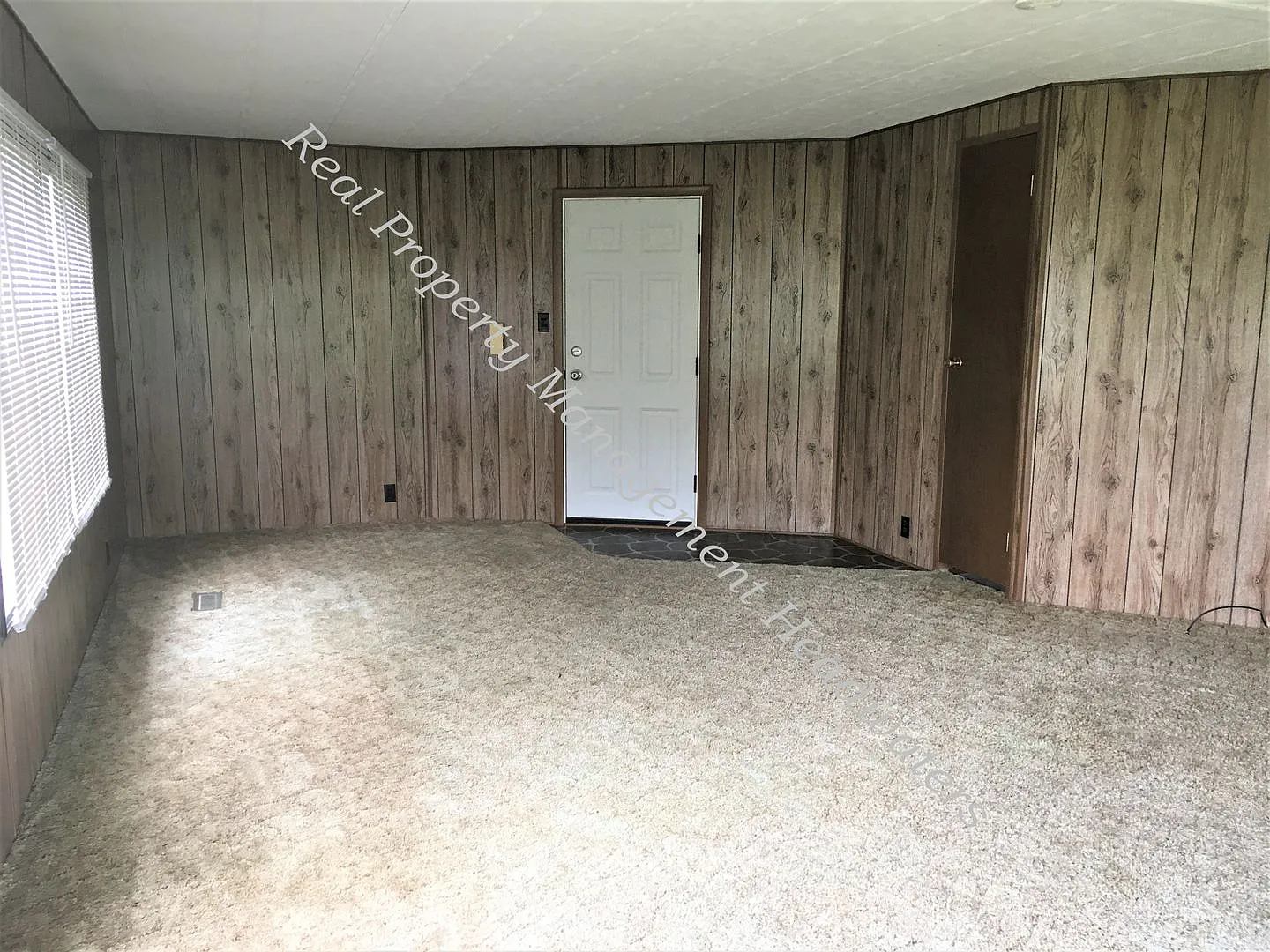 3 Bedroom 2 Bath House for Rent — Photo 3