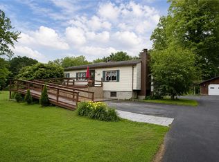 2537 Edwards Rd, Waterloo, NY 13165