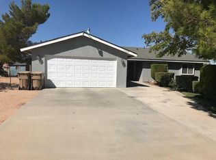 11820 1st Ave, Hesperia, CA 92345