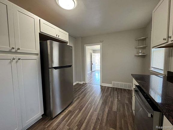 2nd image of 8734 Chalmers Ave