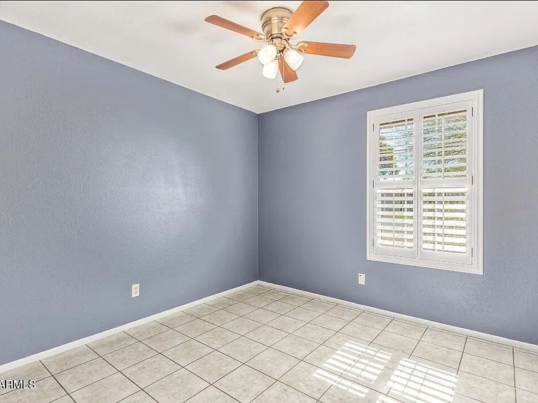7716 W Cora Ln — Photo 6
