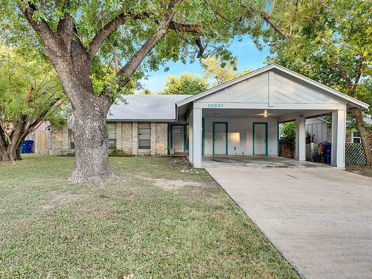 10801 Lanshire Dr #A — Photo 1