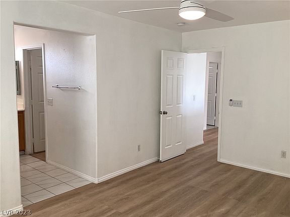 5th image of 10643 Alondra Peak St