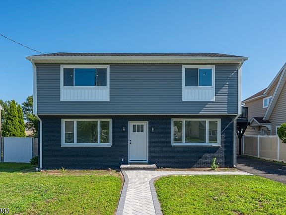 2nd image of 214 Alberta Dr