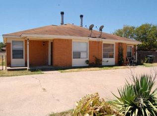 1700 Prairie Dr, Bryan, TX 77802